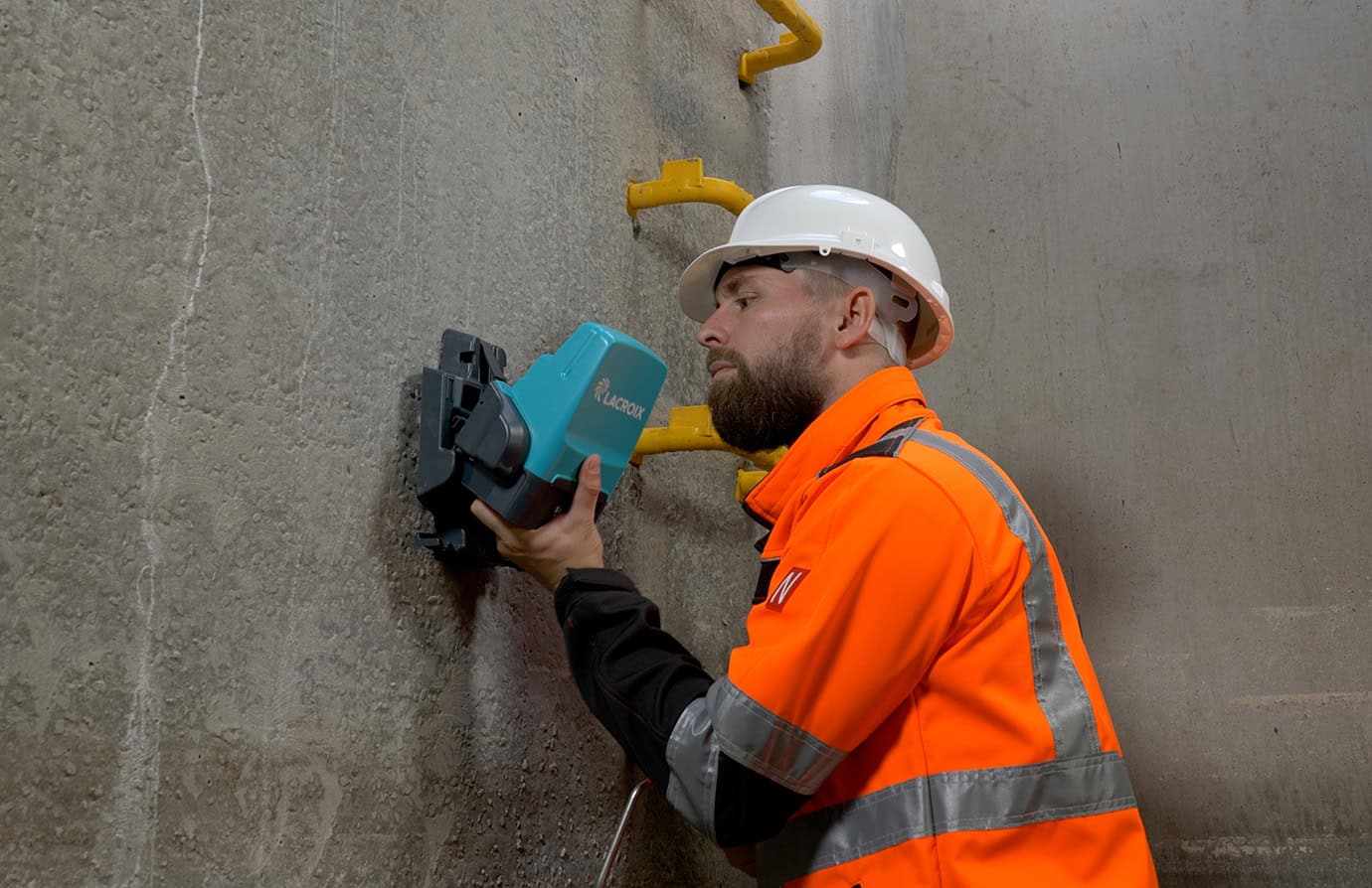SOFREL Water data logger installation