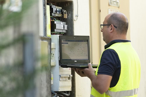 Gestion de l'éclairage public ; Technical customer service ; cabinet management